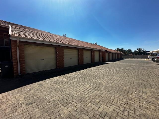 2 Bedroom Property for Sale in Pellissier Free State